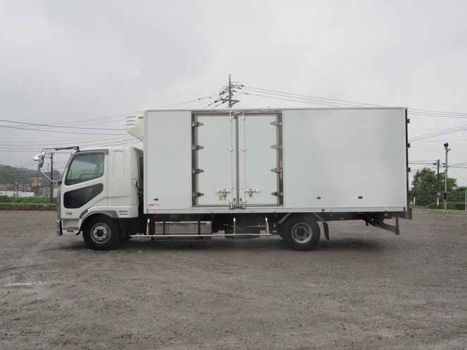 三菱ふそう ファイター 冷凍バン 中型 PA-FK64F 年式 H18[写真09]