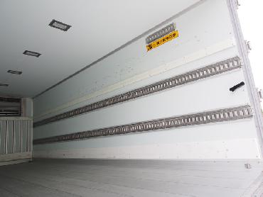 いすゞ フォワード 冷凍バン 中型 TKG-FRR90S2 年式 H26 [写真20]