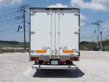 いすゞ フォワード 冷凍バン 中型 PKG-FRR90S2 年式 H21 [写真08]