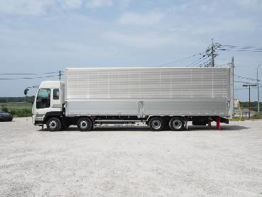 いすゞ ギガ ウイング車 大型 QKG-CYJ77A 年式 H27 [写真12]