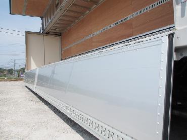 いすゞ ギガ ウイング車 大型 QKG-CYJ77A 年式 H27 [写真15]