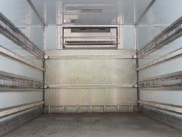 いすゞ フォワード 冷凍バン 中増t PDG-FTR34T2 年式 H20 [写真17]