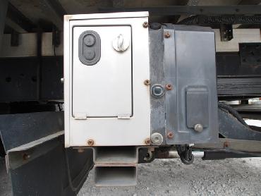 いすゞ フォワード 冷凍バン 中増t PDG-FTR34T2 年式 H20 [写真33]