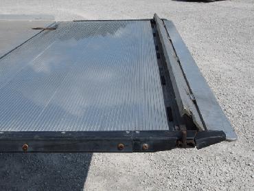 いすゞ フォワード 冷凍バン 中増t PDG-FTR34T2 年式 H20 [写真11]