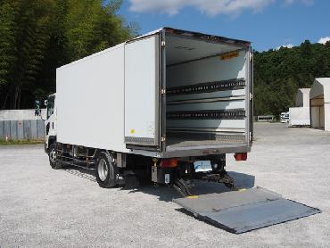 いすゞ フォワード 冷凍バン 中増t PDG-FTR34T2 年式 H20 [写真06]