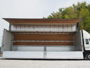 いすゞ ギガ ウイング車 大型 LKG-CYJ77A 年式 H23 [写真10]