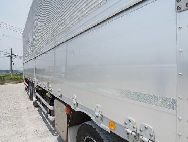 いすゞ ギガ ウイング車 大型 LKG-CYJ77A 年式 H23 [写真15]