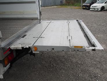 いすゞ エルフ 冷凍バン 小型 TKG-NPR85AN 年式 H25 [写真08]