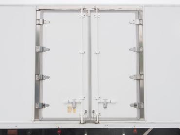 三菱ふそう ファイター 冷凍バン 中型 PA-FK64F 年式 H18 [写真10]