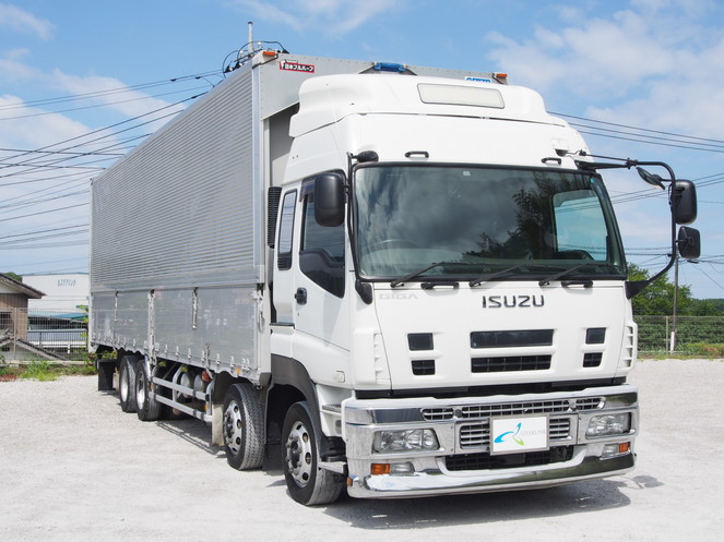 いすゞ ギガ ウイング車 大型 PKG-CYJ77W8 年式 H22[写真01]