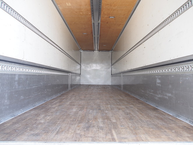 いすゞ ギガ ウイング車 大型 PKG-CYJ77W8 年式 H22[写真21]