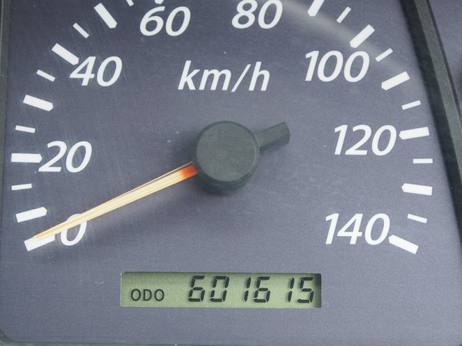 いすゞ ギガ 冷凍バン 大型 PDG-CYJ52W8 年式 H20[写真17]