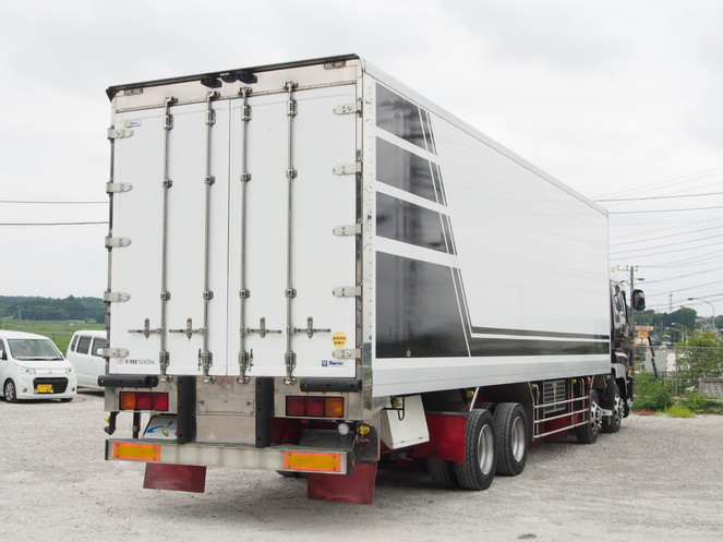 いすゞ ギガ 冷凍バン 大型 PDG-CYJ52W8 年式 H20[写真06]