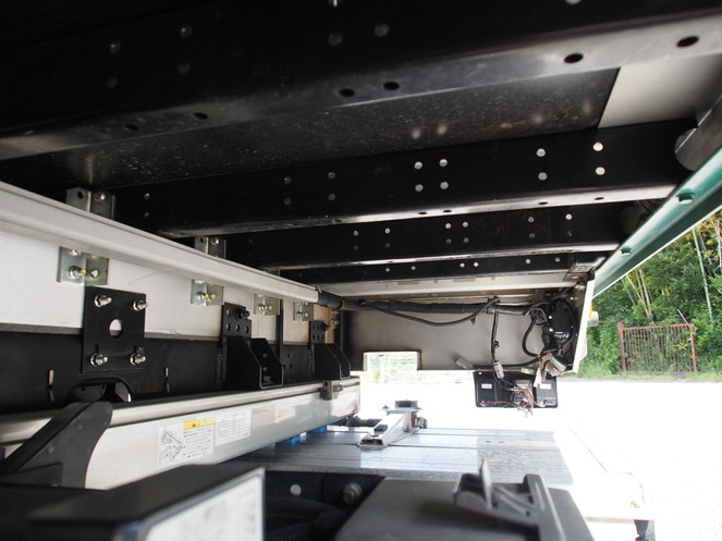 いすゞ フォワード ウイング車 中型 TKG-FRR90T2 年式 H25[写真40]