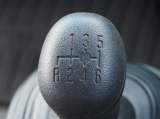 いすゞ フォワード ウイング車 中型 TKG-FRR90T2 年式 H25[写真29]