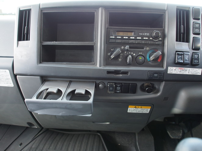 いすゞ フォワード ウイング車 中型 TKG-FRR90T2 年式 H25[写真30]