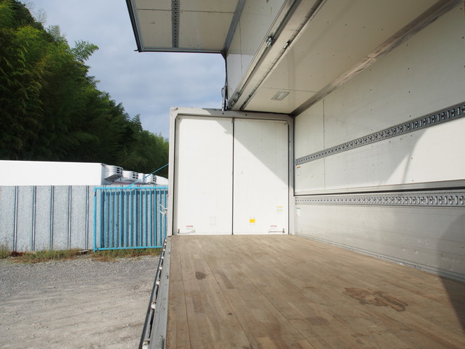 いすゞ フォワード 冷凍ウイング 中型 PDG-FRR34T2 年式 H20[写真16]