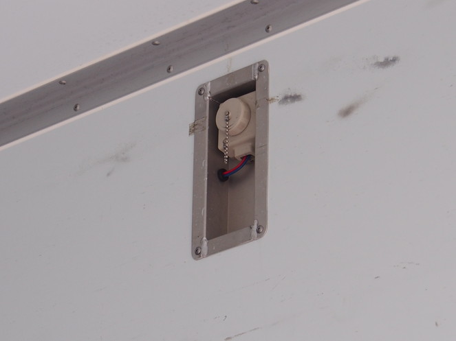 いすゞ フォワード 冷凍バン 中型 TKG-FRR90S2 年式 H26[写真21]