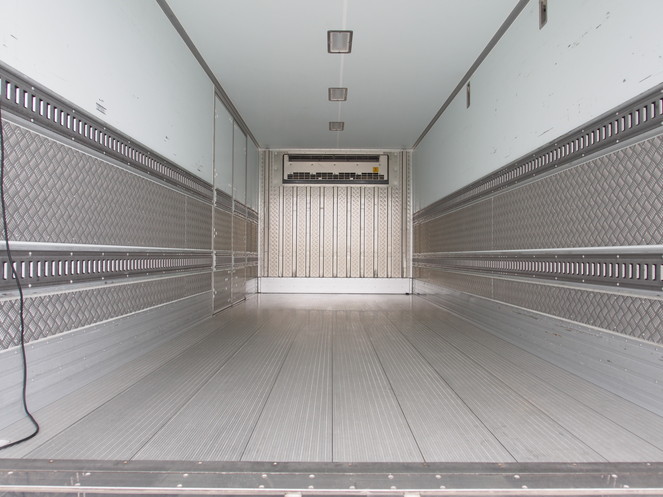 いすゞ フォワード 冷凍バン 中型 TKG-FRR90S2 年式 H26[写真19]