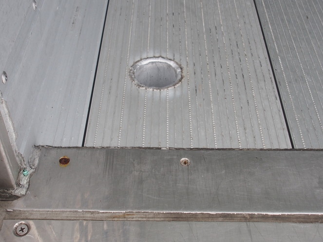 いすゞ フォワード 冷凍バン 中型 TKG-FRR90S2 年式 H26[写真22]