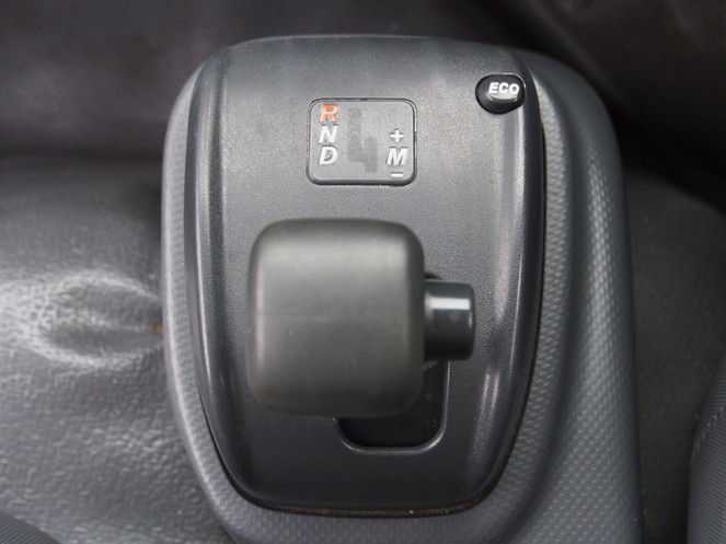 いすゞ エルフ バン車 小型 SKG-NMR85AN 年式 H24[写真19]