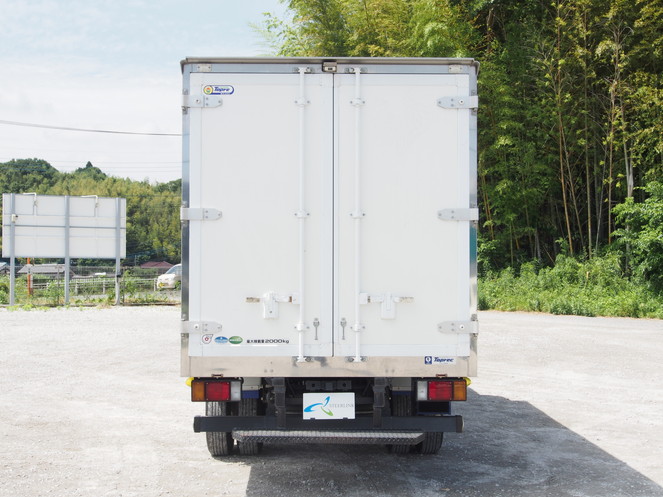 いすゞ エルフ 冷凍バン 小型 BKG-NMR85AN 年式 H23[写真06]