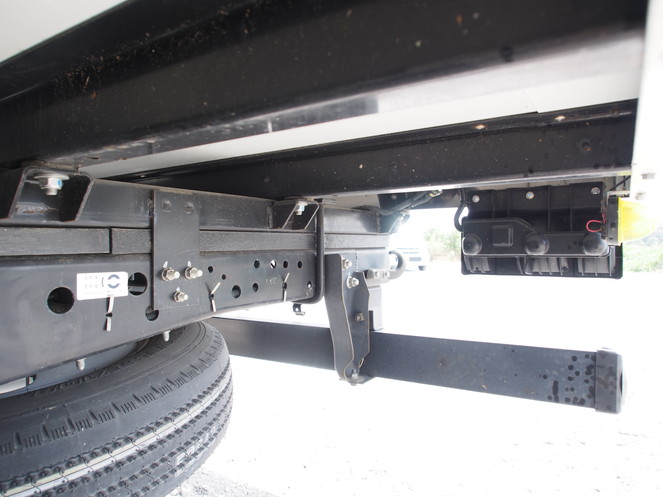 いすゞ エルフ 冷凍バン 小型 BKG-NMR85AN 年式 H23[写真31]