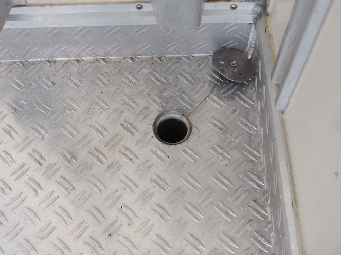 いすゞ エルフ 冷凍バン 小型 BKG-NMR85AN 年式 H23[写真19]