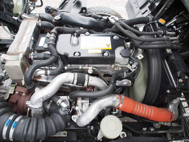 いすゞ フォワード ウイング車 中型 TKG-FRR90T2 年式 H27[写真37]