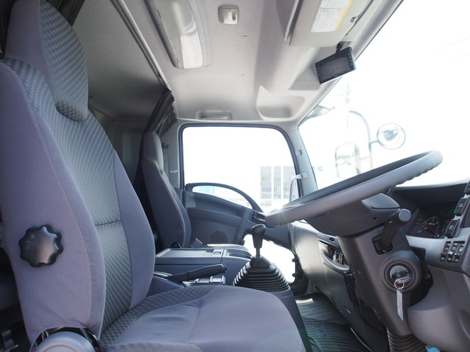 いすゞ フォワード ウイング車 中型 TKG-FRR90T2 年式 H27[写真29]