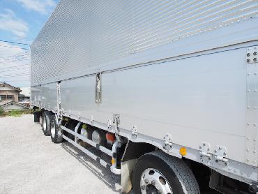 いすゞ ギガ ウイング車 大型 PKG-CYJ77W8 年式 H22 [写真14]