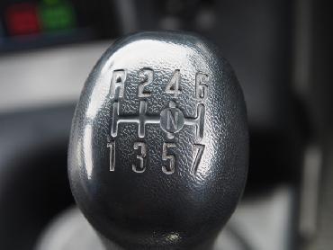 いすゞ ギガ 冷凍バン 大型 PDG-CYJ52W8 年式 H20 [写真16]