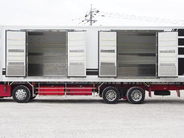 いすゞ ギガ 冷凍バン 大型 PDG-CYJ52W8 年式 H20 [写真10]