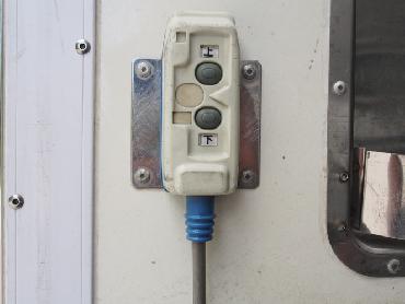 いすゞ フォワード 冷凍バン 中型 SKG-FRR90S2 年式 H24 [写真20]