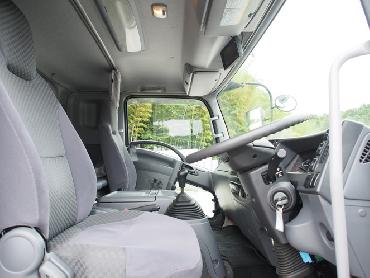 いすゞ フォワード 冷凍バン 中型 TKG-FRR90S2 年式 H26 [写真25]