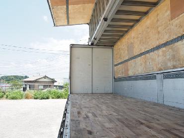 日野 グランドプロフィア ウイング車 大型 LKG-FW1EXBG 年式 H22 [写真17]