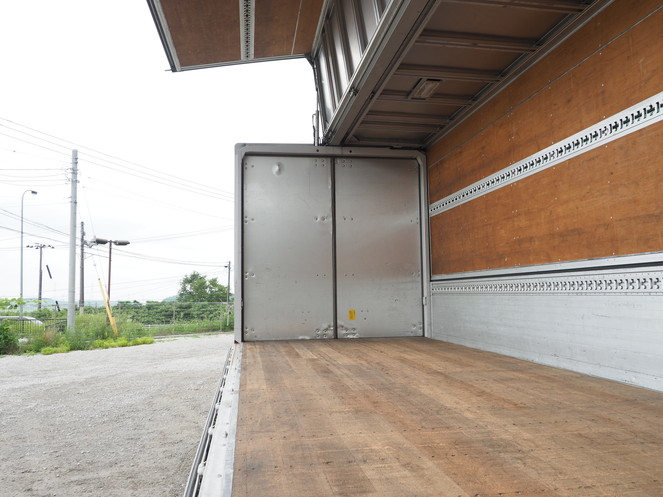 いすゞ フォワード ウイング車 中型 PDG-FRR34T2 年式 H22[写真18]