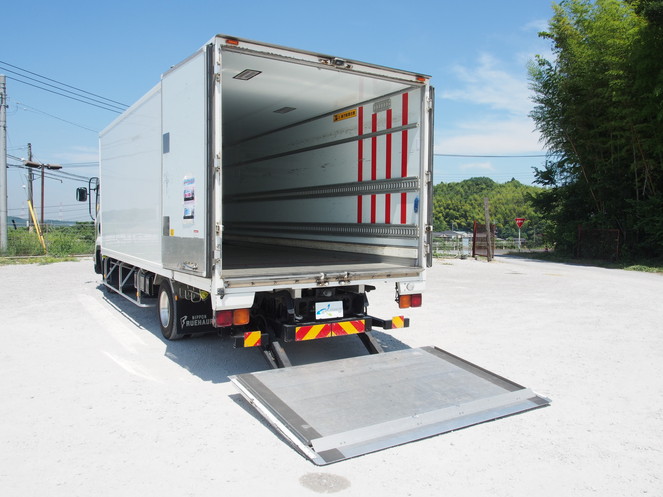 いすゞ フォワード 冷凍バン 中型 SKG-FRR90S2 年式 H24[写真06]