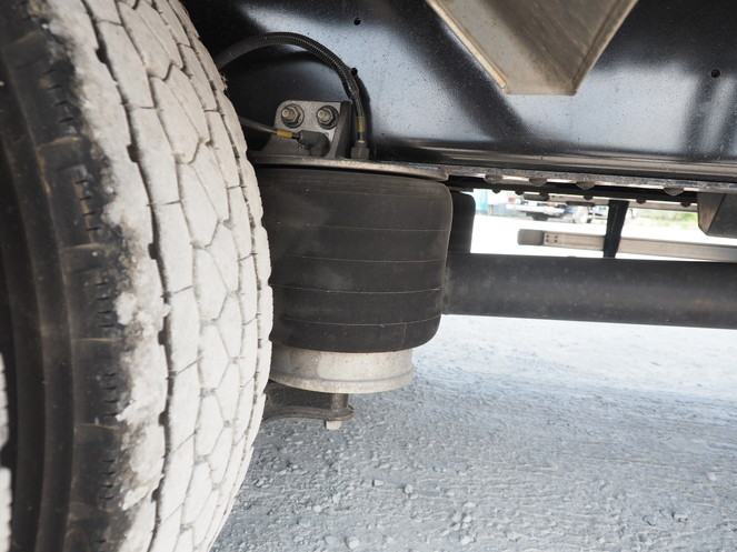 いすゞ ギガ ウイング車 大型 LKG-CYL77A 年式 H24[写真33]