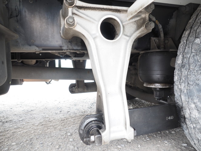 いすゞ フォワード 冷凍バン 中型 ADG-FRD90J3S 年式 H17[写真27]