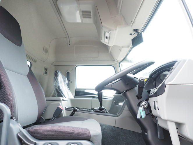 三菱ふそう スーパーグレート ウイング車 大型 QPG-FS64VZ 年式 H28[写真26]