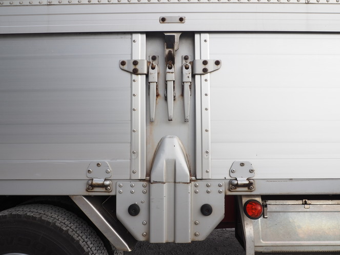 三菱ふそう ファイター ウイング車 中型 PA-FK61F 年式 H18[写真19]