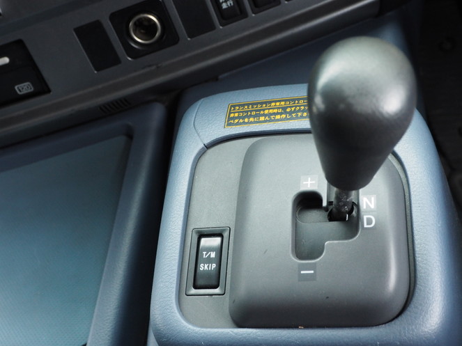 日野 グランドプロフィア ウイング車 大型 BKG-FR1EXYG 年式 H20[写真28]