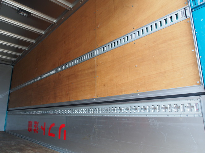 いすゞ フォワード ウイング車 中型 TKG-FRR90T2 年式 H26[写真21]