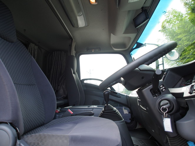 いすゞ フォワード ウイング車 中型 TKG-FRR90T2 年式 H26[写真24]