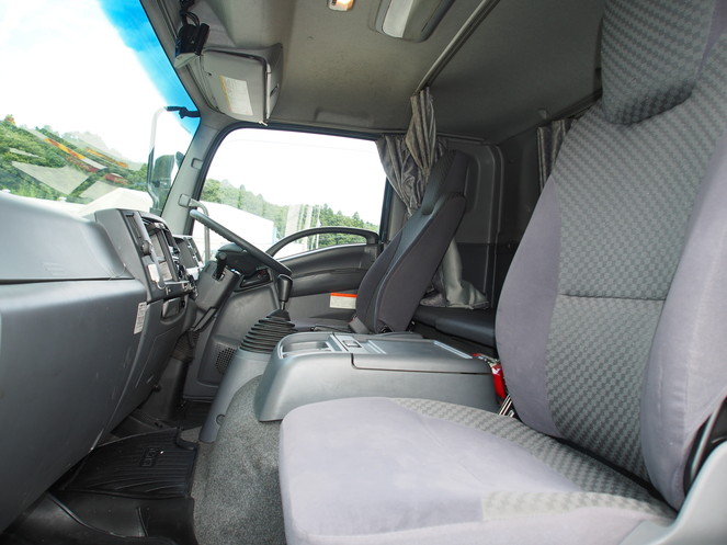 いすゞ フォワード ウイング車 中型 TKG-FRR90T2 年式 H26[写真29]