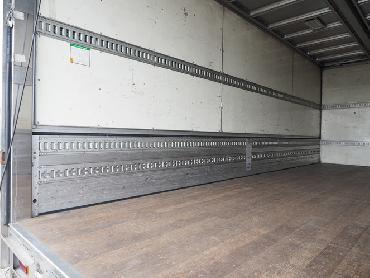 いすゞ フォワード ウイング車 中増t KL-FSD34M4 年式 H14 [写真17]