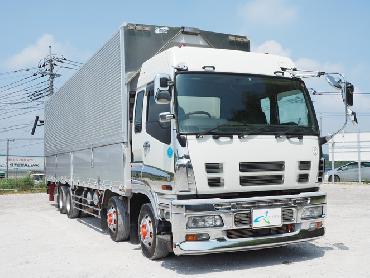 いすゞ ギガ ウイング車 大型 PDG-CYJ77W8A 年式 H20[写真01]