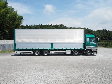 いすゞ ギガ ウイング車 大型 LKG-CYJ77A 年式 H23[写真06]