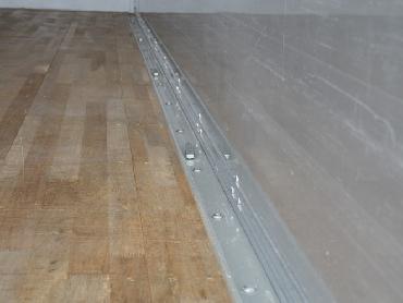 いすゞ フォワード ウイング車 中型 TKG-FRR90S2 年式 H27 [写真25]